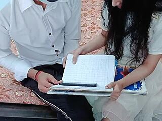 Indian College Students Have Sex With Clear Hindi