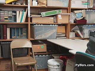 Hey, wanna see this lucky thief bang a horny milf guard?