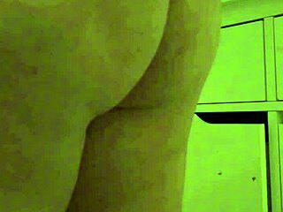 BBW Booty Teasing in Panties and Jeans