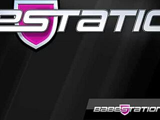 Curvy Kiwi Babe Beth Bennet Rips Nylons!