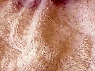 European milf engages in fetish fingering with amateur