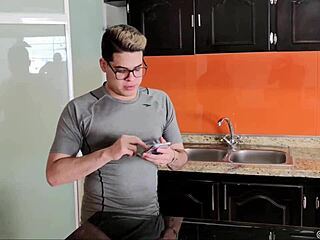 The novice gives me his hot ass, making me feel so emotional