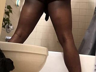 Gaping My Hole in Public, Squirting Hard With Big Black Cock Outdoors