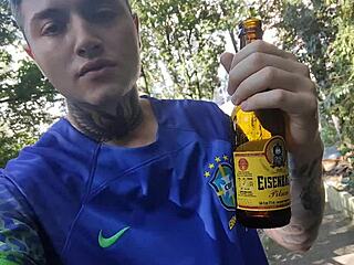 Comigo não tem essa de meter fofo veja a cada pirocada nelas!