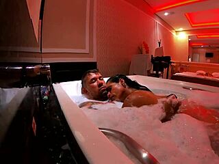 a morena acordou com vontade de dar o cu na agua mr matusalem - natzinha morena