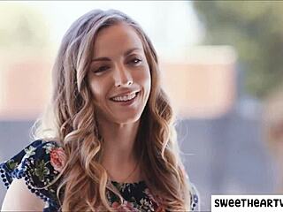 Milfs lick pussy in lesbian sex