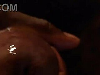 Sexy maid performs oral and intercourse in homemade video