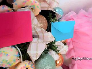 mrs santa claus arrives early with her hitachi vibrator