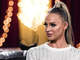 i love roleplaying with my huge tit geek girlfriend in our lesbian adventures