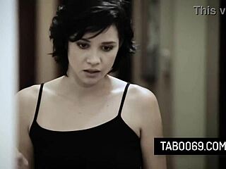 हॉट टीन 18+ कैडी मर्करी अपनी कुंवारी खोती है बॉस से हेयर पसी, ब्लोजॉब, और हार्डकोर के साथ?