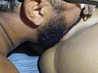 A chupada foi gostosa depois comeu meu cuzinho gozou tudo la dentro