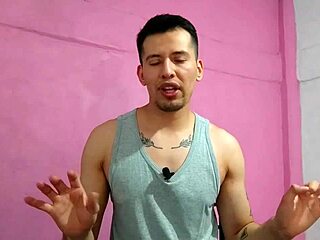 el plomero me folla en el patio de mi casa con su vergota curva cock big cock monster cock gay ass balcony big ass