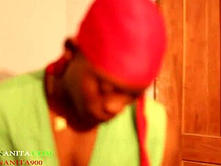 Hotel cleaner bangs master's bbw wife!