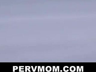 i'm helping my sexy blonde stepmom vanessa cage stretch