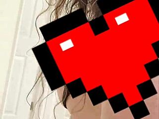 lil-ryda's thick ass riding her favorite toy hard!