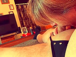 Granny velma dinkley closeup blowjob pov