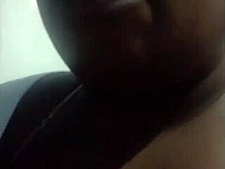 Want to see deepthroat? Check this curvy latina!