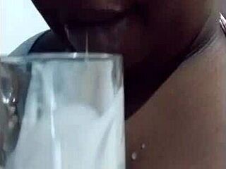 Want to see deepthroat? Check this curvy latina!