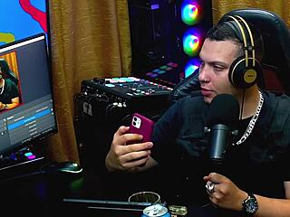 Latina beauty Martina Oliveira in outdoor XXX action