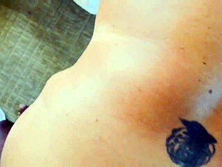 Watch Your Stepmom Masturbate at Work and Stretch Her Bride?