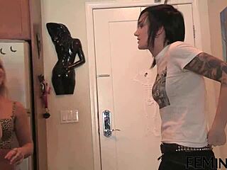 FEMINGE 4K - STUNNING LESBIANS PICK UP A CHICK IN L A