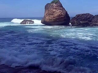 Stuck on desert island, we start fucking for creampie