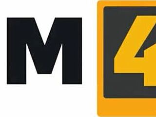 Rim4k Handsome Guy Makes Breakfast While Wife Is Worshipping His Ass!