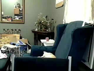 Miss Liz Vicious Masturbates with Big Pink Dildo on Cam!