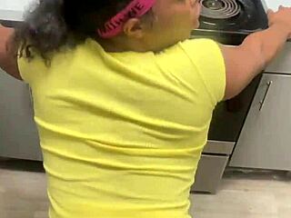 Big Booty Fem Tranny Slams Dildo Deep Inside!