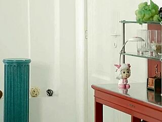 My Girlfriend Decided That My Pussy Smells Better Than Tulips - Girls Fly Orgasm Cum Lesbian Homemade