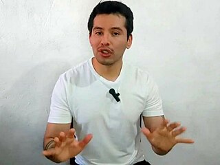 spa massage turns into fucking the muscular masseuse