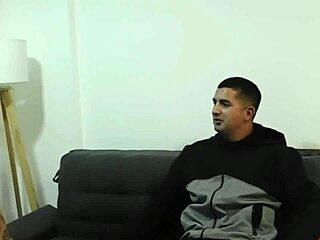 Que Lindo Me COJE El Culo Y La Boca