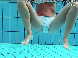 Hot Tits and Shaved Pussy Underwater