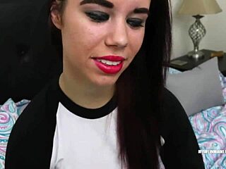 Brooklyn Rose gets back at cheating boyfriend with masturbation and orgasm