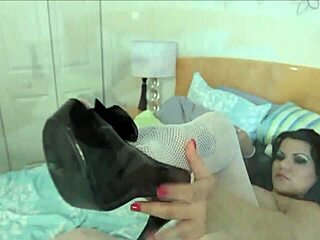 Angelina castro and sam38g feel pleasure in pussy play