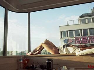 Amateur Couple Fucks and Cums on Window!