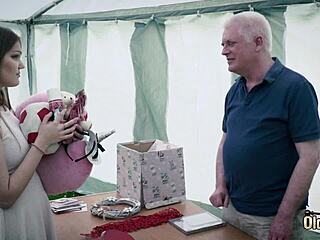 Young Teen Feels Her Pussy Smashed by Old Cock, Deepthroat and Riding Intense