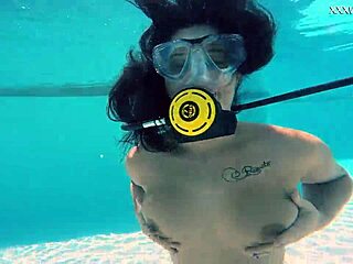 Brita Piskova Masturbates Underwater In Pool