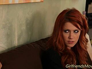 Gorgeous Lesbian Teens Licking And Fingering