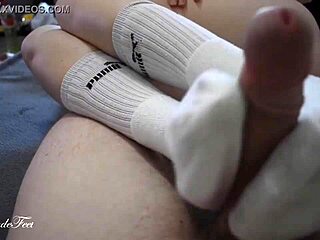 Twinks suck cocks in group orgy