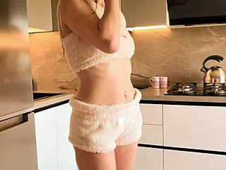 Stepfather Trains Stepdaughter in Raw Russian Amateur Lesson