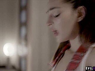 Emily Willis Fucked By Old Steve Holmes