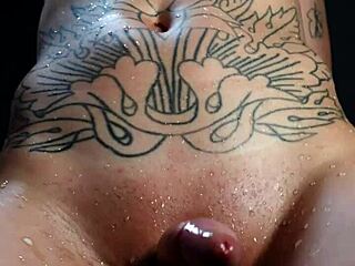 i'm a hot tranny squirting passionately