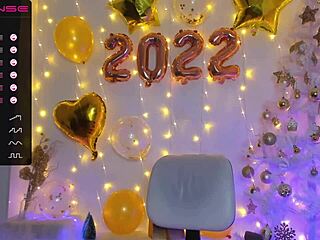 Witness wet cunt squirting live at New Year's Eve for pleasure.