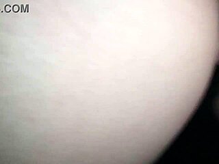 Does the puta get fucked bareback in the city center?