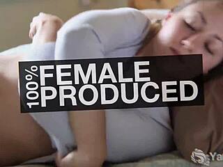 Hairy Yanks Honey Roe Cums with Her Toy!