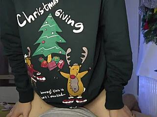 Stepsister Anna gives hot sex creampie gift