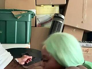 Neighbor Helps Move, Gets Deepthroat