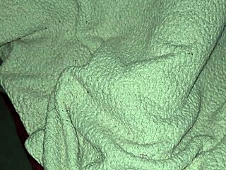 Masturbation game with stepmother leads to creampie!