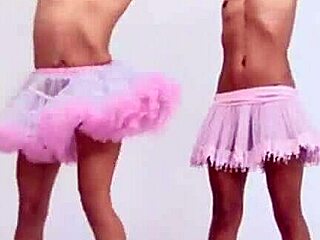 i’m obsessed with topless lesbian teen ballerina lorie’s moves